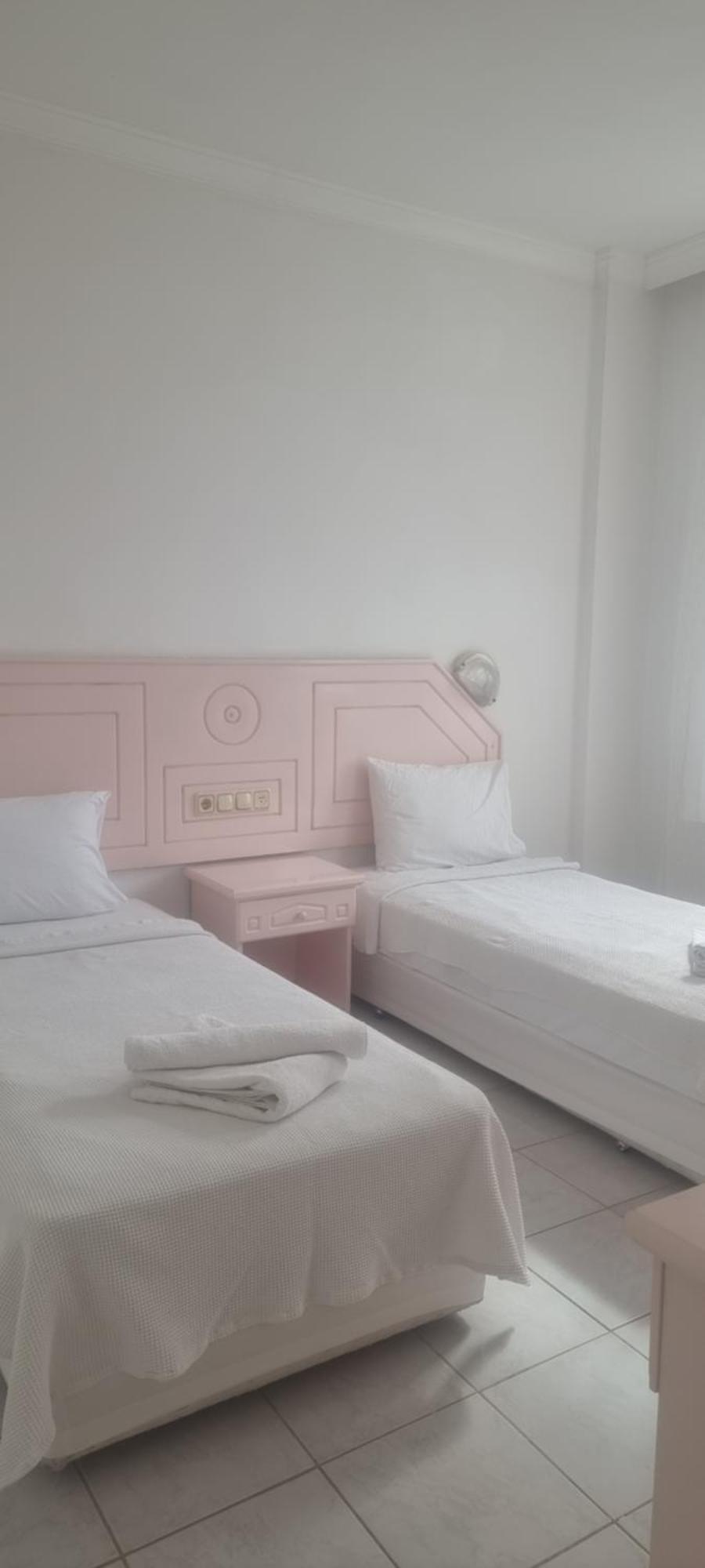 Pembe Koesk Apart Otel Fethiye Quarto foto